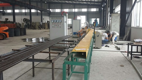 感應(yīng)加熱設(shè)備對(duì)于螺栓生產(chǎn)線是什么用途?